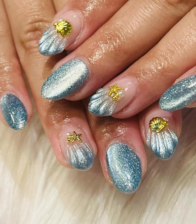 Glitter shell nail art at Hello Beauty Nails